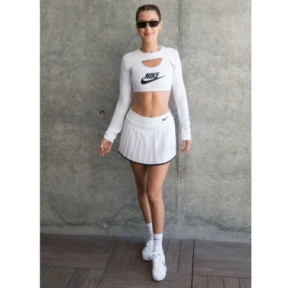 New Nike Court Victory Pleated Skirt White Black Combo Tennis Rare Skort - Picture 4 of 9